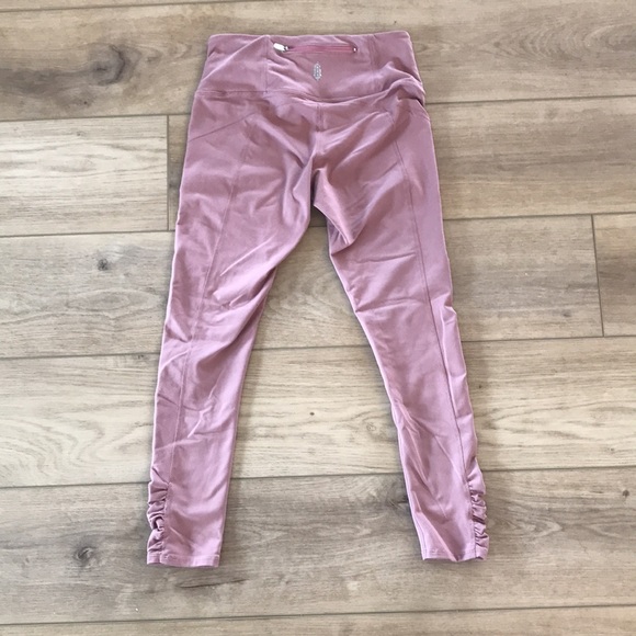 Free People Movement - You’re A Peach Leggings - Picture 3 of 5